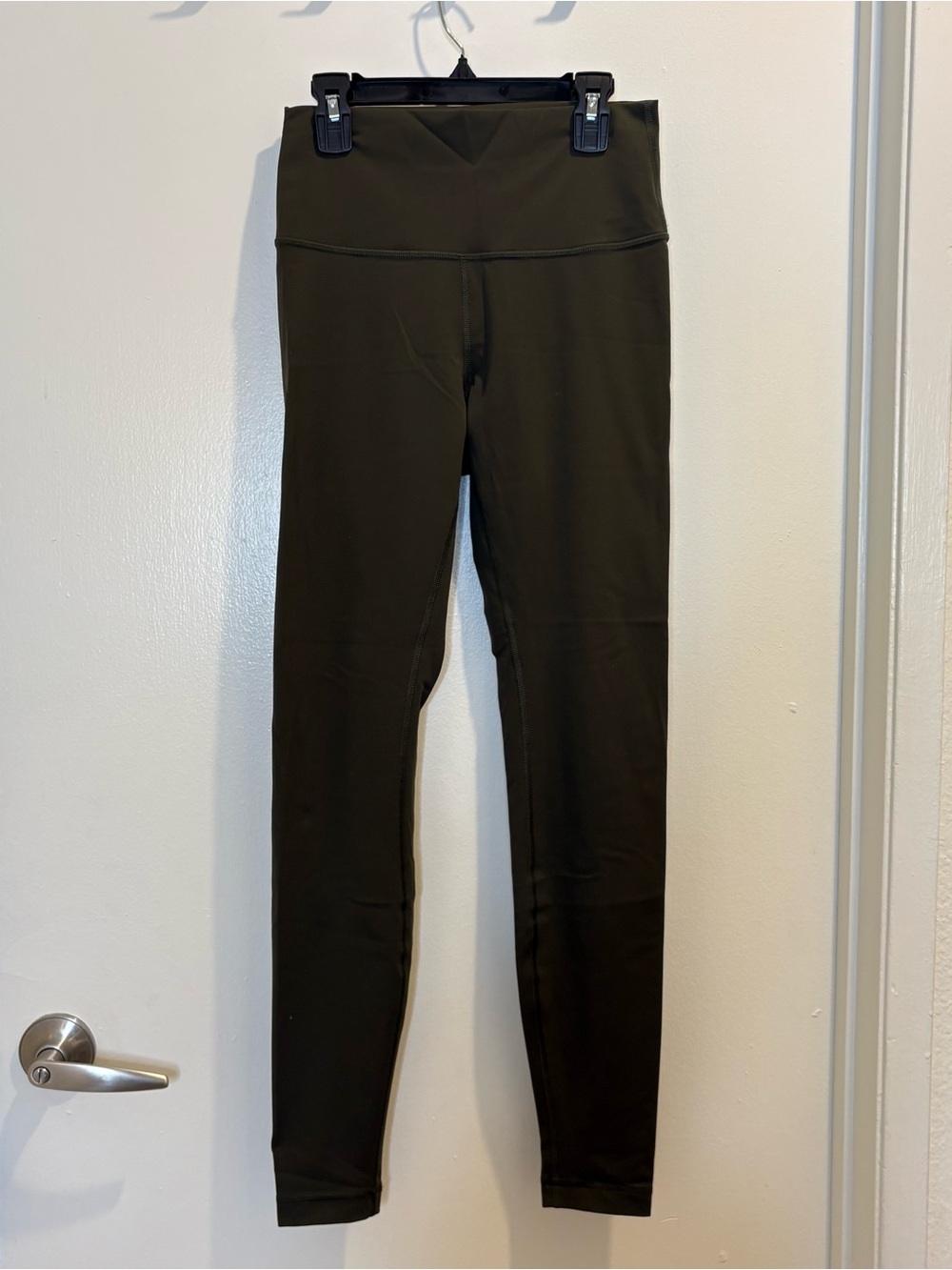 Lululemon Compression High Rise Tight Leggings Size 6 Olive Green